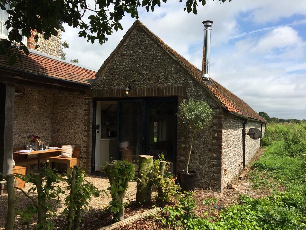 Shepherds Barn West Dean ภายนอก รูปภาพ
